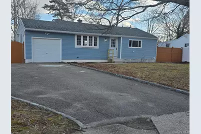 340 Half Mile Road, Central Islip, NY 11722 - Photo 2