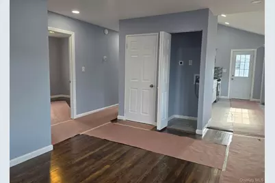 340 Half Mile Road, Central Islip, NY 11722 - Photo 4