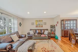 3 Meroke Ln, Rocky Point, NY 11778 - Photo 6