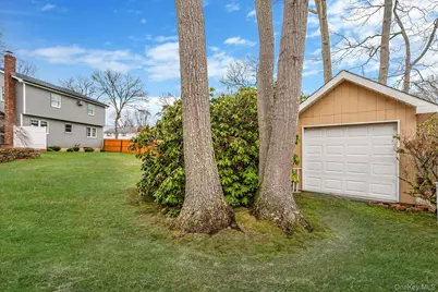 3 Meroke Lane, Rocky Point, NY 11778 - Photo 32