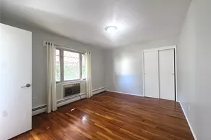 141-33 255th St, Rosedale, NY 11422 - Photo 12