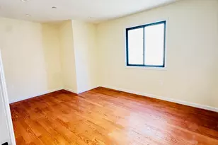 139-18 Lakewood Ave, Jamaica, NY 11435 - Photo 6