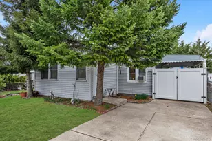 3151 4th St, Oceanside, NY 11572 - Photo 2