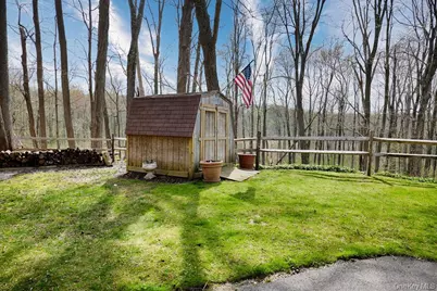 8 Debbie Lane, Lewisboro, NY 10518 - Photo 28
