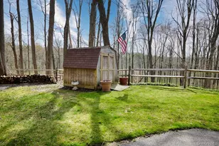 8 Debbie Ln, Lewisboro, NY 10518 - Photo 28