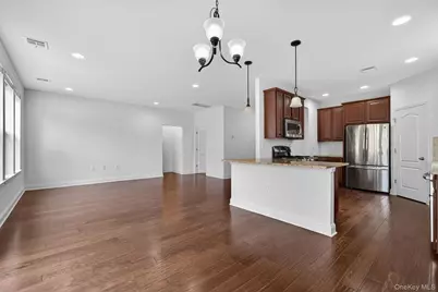 10 Cyprus Drive, Middletown, NY 10940 - Photo 10