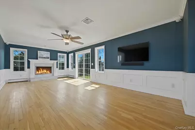 95 Pacific Street, Massapequa Park, NY 11762 - Photo 12