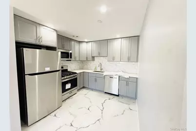 13920 Lakewood Avenue #1F, Jamaica, NY 11435 - Photo 4