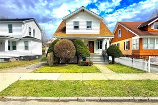 9 Edgar St, Poughkeepsie, NY 12603 - Photo 2