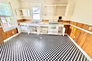 9 Edgar St, Poughkeepsie, NY 12603 - Photo 16