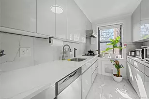 211-02 73rd Ave, Oakland Gardens, NY 11364 - Photo 4