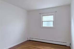 14-38 144th Pl, Whitestone, NY 11357 - Photo 6