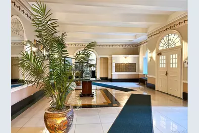 45 Kew Gardens Road #5N, Kew Gardens, NY 11415 - Photo 2