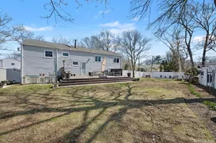 95 Colonial St, East Northport, NY 11731 - Photo 40