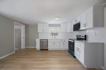 19 Creek Bend Road, Hopewell Junction, NY 12533 - Photo 2