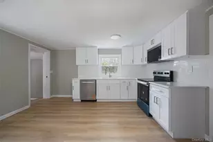 19 Creek Bend Rd, Hopewell Junction, NY 12533 - Photo 2