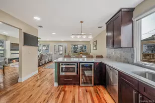 28 Vanderbilt Ave, Babylon, NY 11702 - Photo 14