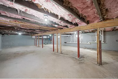 28 Vanderbilt Avenue, Babylon, NY 11702 - Photo 34