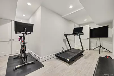 30 Wainwright Street, Rye, NY 10580 - Photo 28