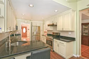 12 Oak Dr, Plainview, NY 11803 - Photo 10