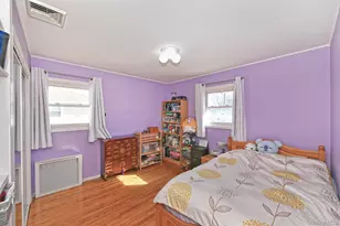 12 Oak Dr, Plainview, NY 11803 - Photo 14