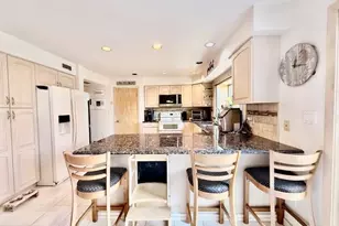 19 Carmen View Dr, Shirley, NY 11967 - Photo 16