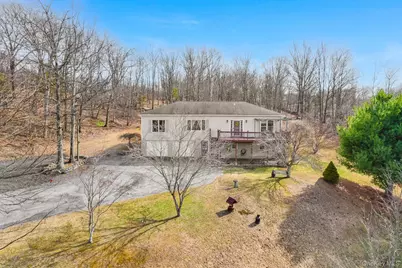 6 Silvestri Place, Marlboro, NY 12542 - Photo 1