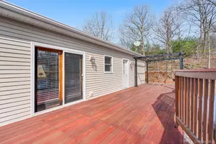 6 Silvestri Pl, Marlboro, NY 12542 - Photo 30