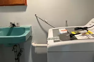 177-29 Leslie Rd, Jamaica, NY 11434 - Photo 20