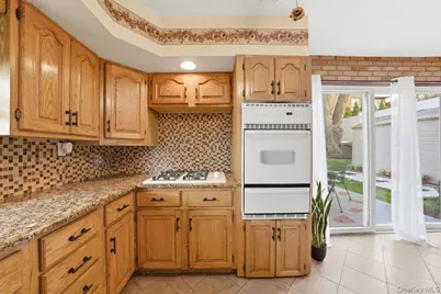 416 Hawthorne Avenue, Yonkers, NY 10705 - Photo 6