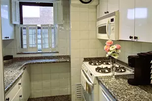 61-55 98th St, Rego Park, NY 11374 - Photo 10