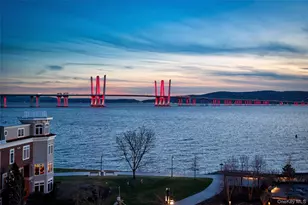 4 Lighthouse Lndg, Sleepy Hollow, NY 10591 - Photo 2