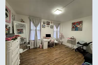 7330 67th Drive, Middle Village, NY 11379 - Photo 10