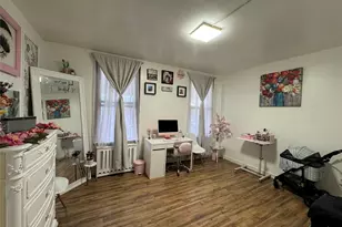 73-30 67th Dr, Middle Village, NY 11379 - Photo 10