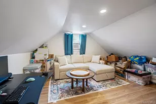 290 38 Th St, Lindenhurst, NY 11757 - Photo 16