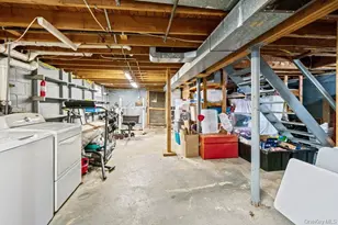 290 38 Th St, Lindenhurst, NY 11757 - Photo 18