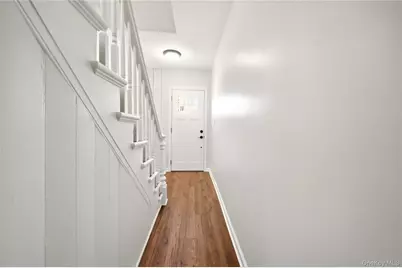 40 Yonkers Avenue, Yonkers, NY 10701 - Photo 6
