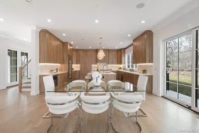 1355 Little Peconic Bay Road, Cutchogue, NY 11935 - Photo 6