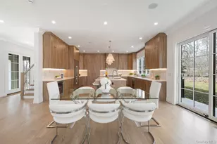 1355 Little Peconic Bay Rd, Cutchogue, NY 11935 - Photo 6