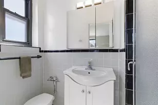 69-60 108th St, Forest Hills, NY 11375 - Photo 18