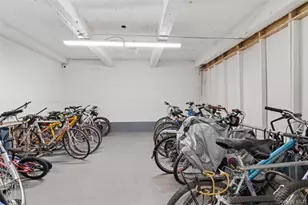 69-60 108th St, Forest Hills, NY 11375 - Photo 26