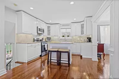 24 Aspen Road, New Rochelle, NY 10804 - Photo 8