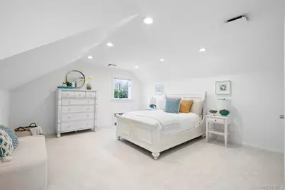 720 Claflin Avenue, Mamaroneck, NY 10543 - Photo 28