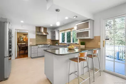 720 Claflin Avenue, Mamaroneck, NY 10543 - Photo 16