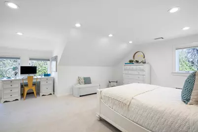 720 Claflin Avenue, Mamaroneck, NY 10543 - Photo 30