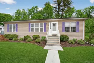 32 2nd Dr, Hyde Park, NY 12538 - Photo 4