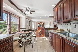 471 Parker Ave, Levittown, NY 11756 - Photo 24