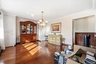 471 Parker Ave, Levittown, NY 11756 - Photo 20