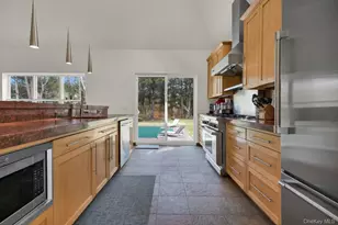26 Lakeside Ln, Westhampton, NY 11977 - Photo 4
