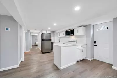 50 Sudbury Lane, Westbury, NY 11590 - Photo 24